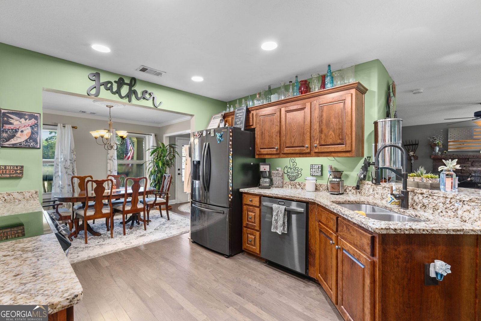541 Greenridge Lane Loganville - Photo 14