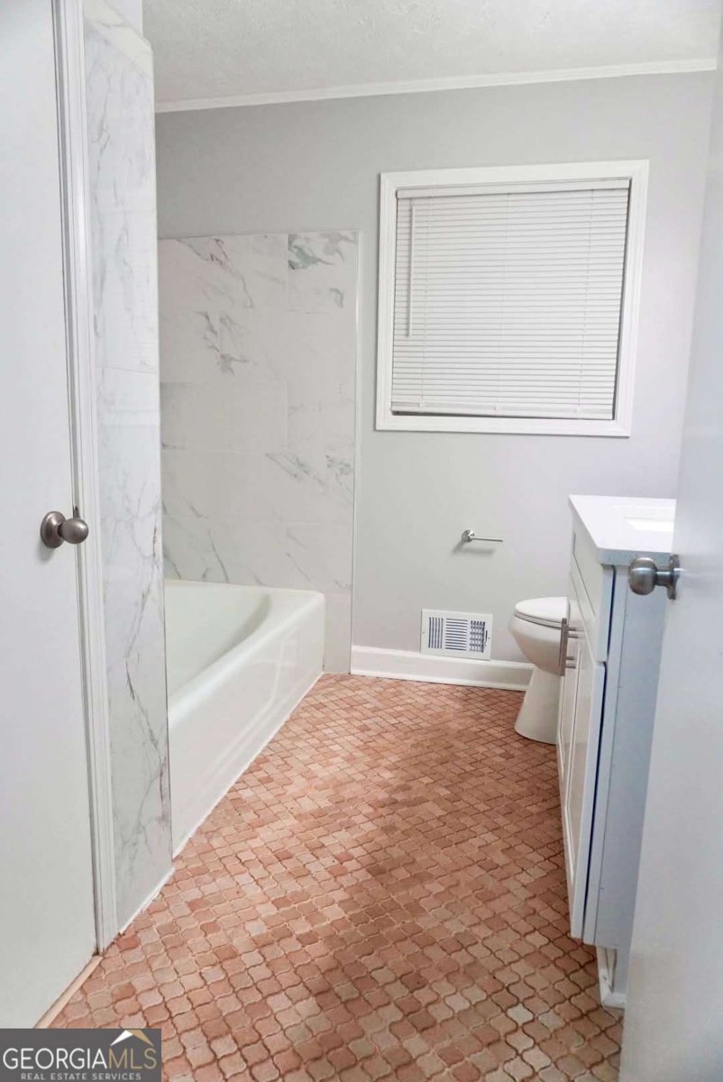 5122 Martindale Lane Stone Mountain - Photo 11