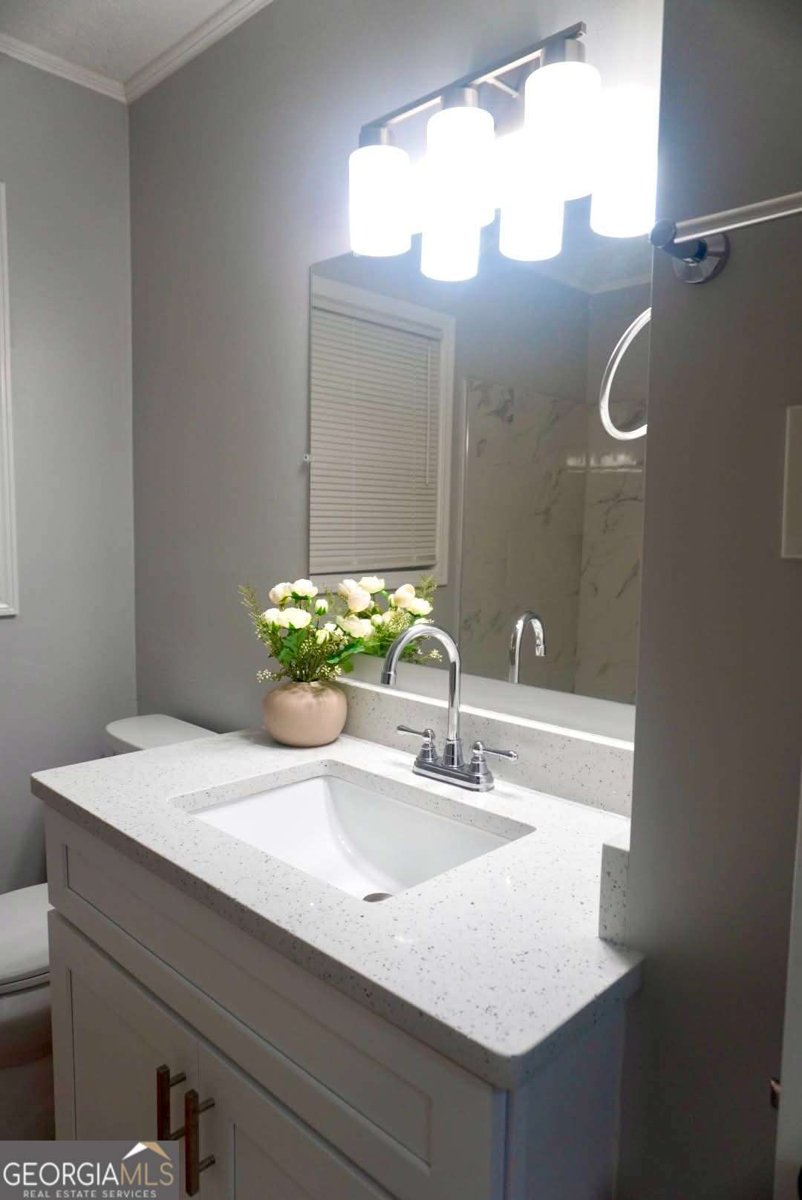 5122 Martindale Lane Stone Mountain - Photo 12