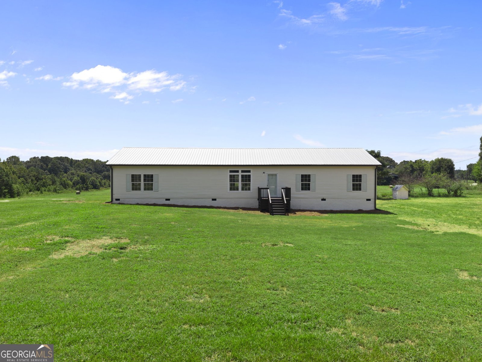 1300 Credille Pond Road Greensboro - main photo