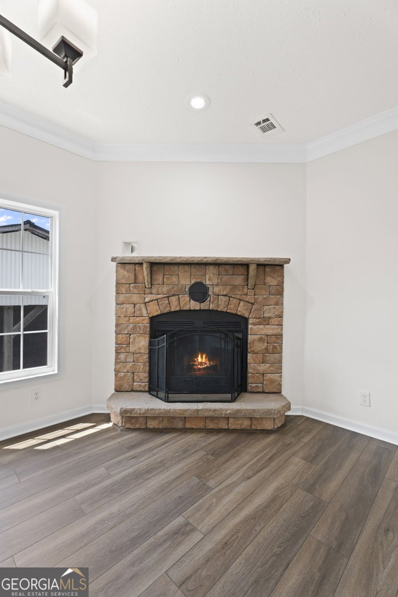 1300 Credille Pond Road Greensboro - Photo 10