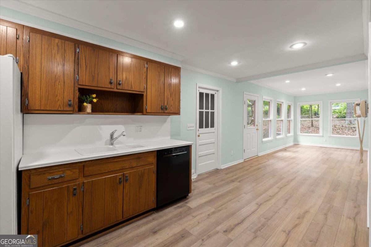 2932 Village Drive Marietta - Photo 9