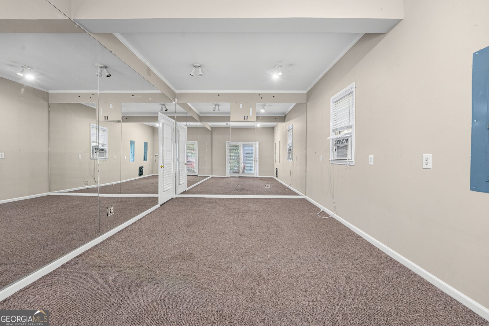 421 Creekside Drive Gray - Photo 36