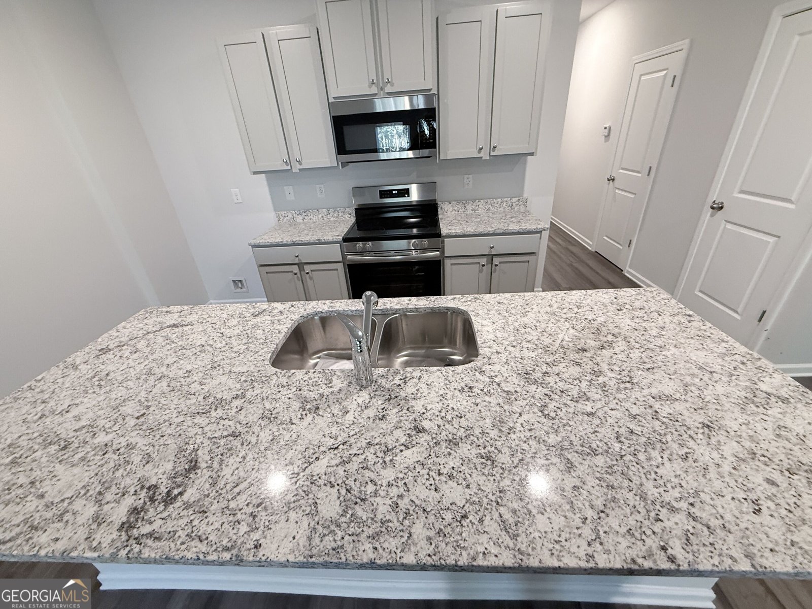 460 Oakwood Drive Milledgeville - Photo 8