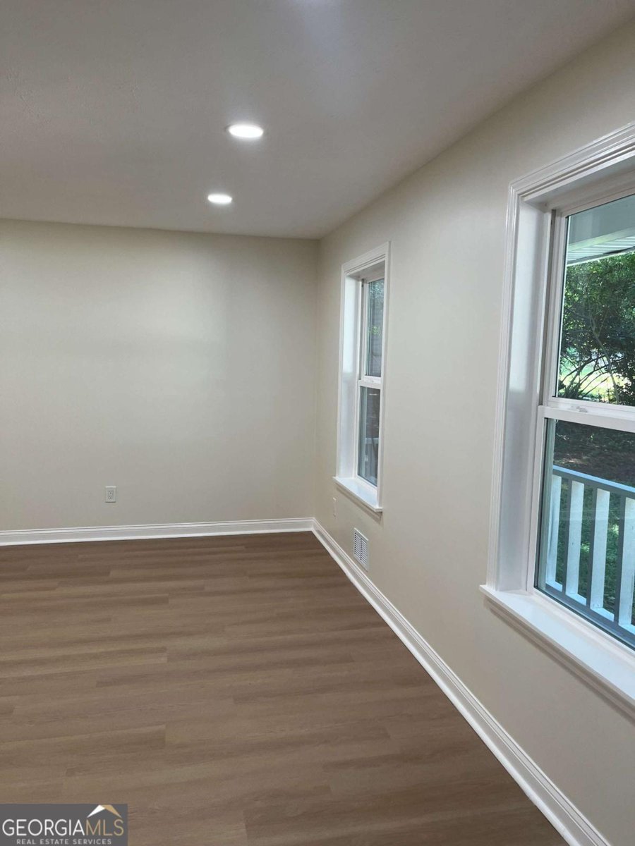204 Groveland Drive Peachtree City - Photo 6