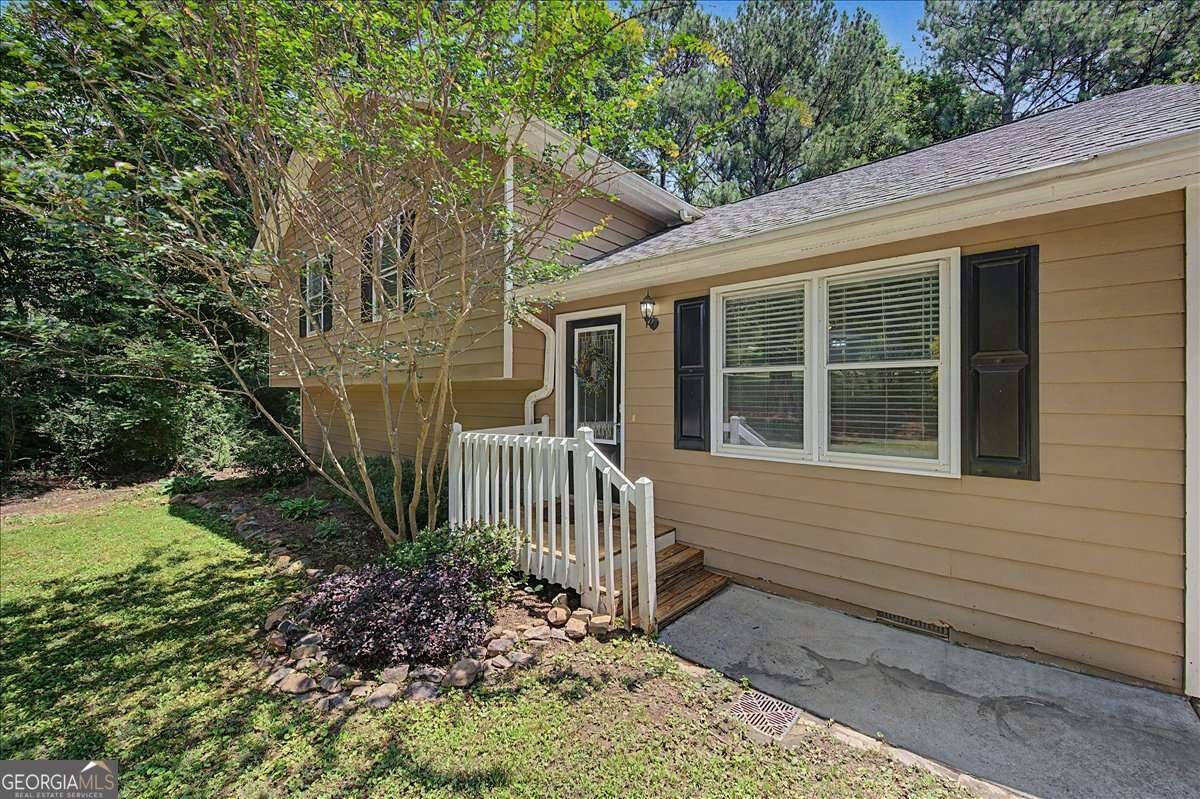 558 Peeples Valley Road Cartersville - main photo