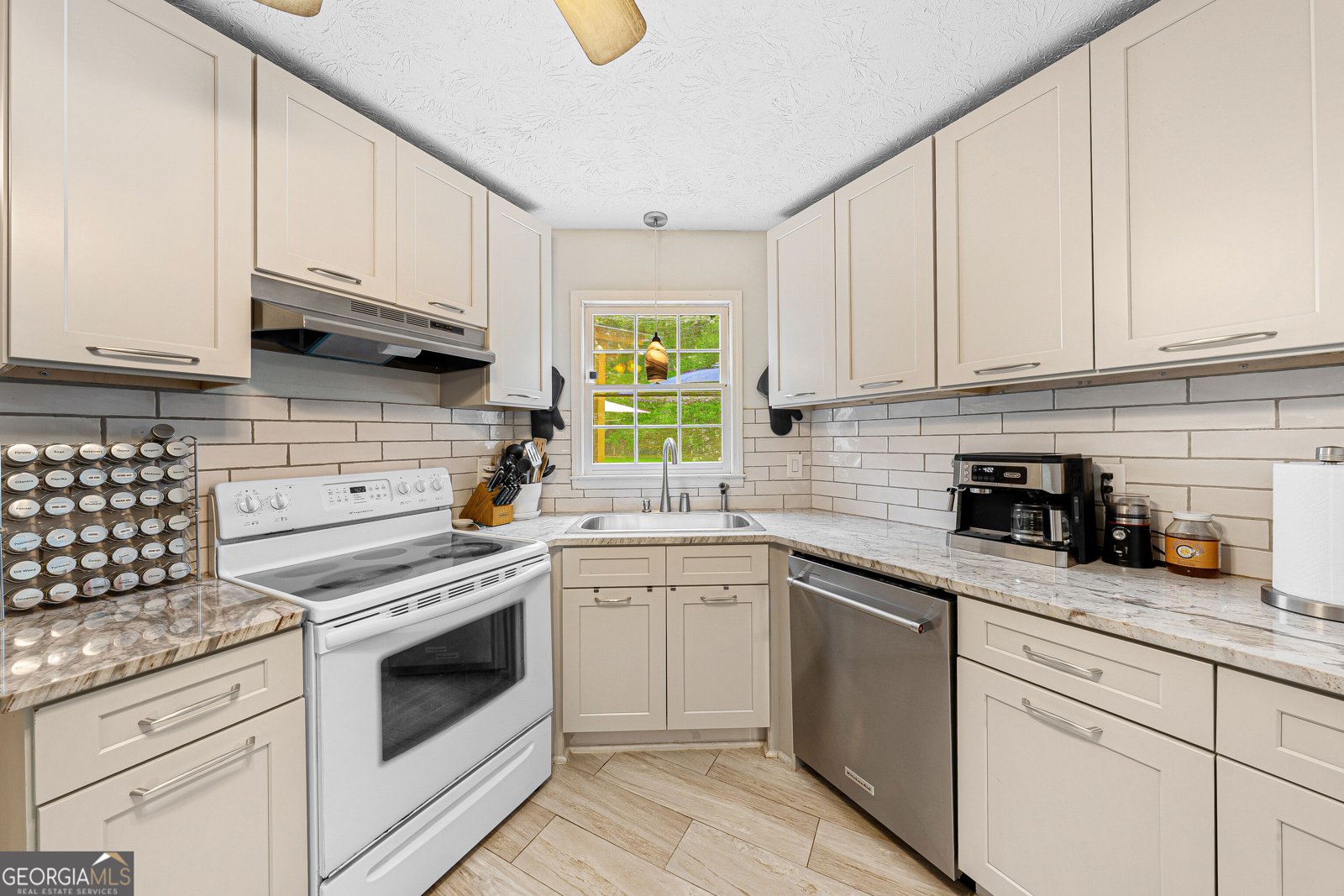 2460 Arbour Trace Terrace Suwanee - Photo 10