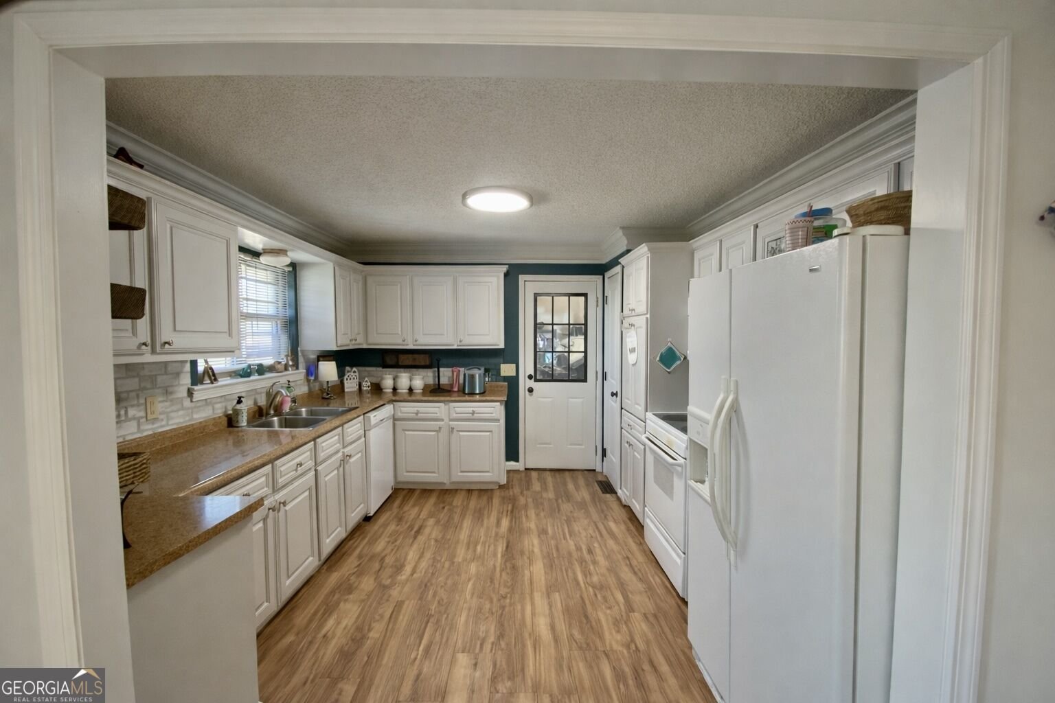 Photo 3