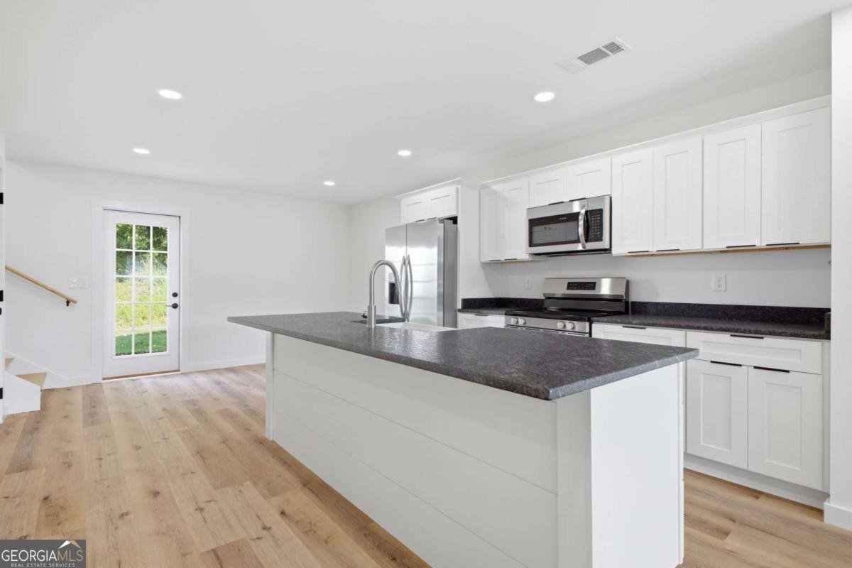 305 Legacy Lane Calhoun - Photo 12