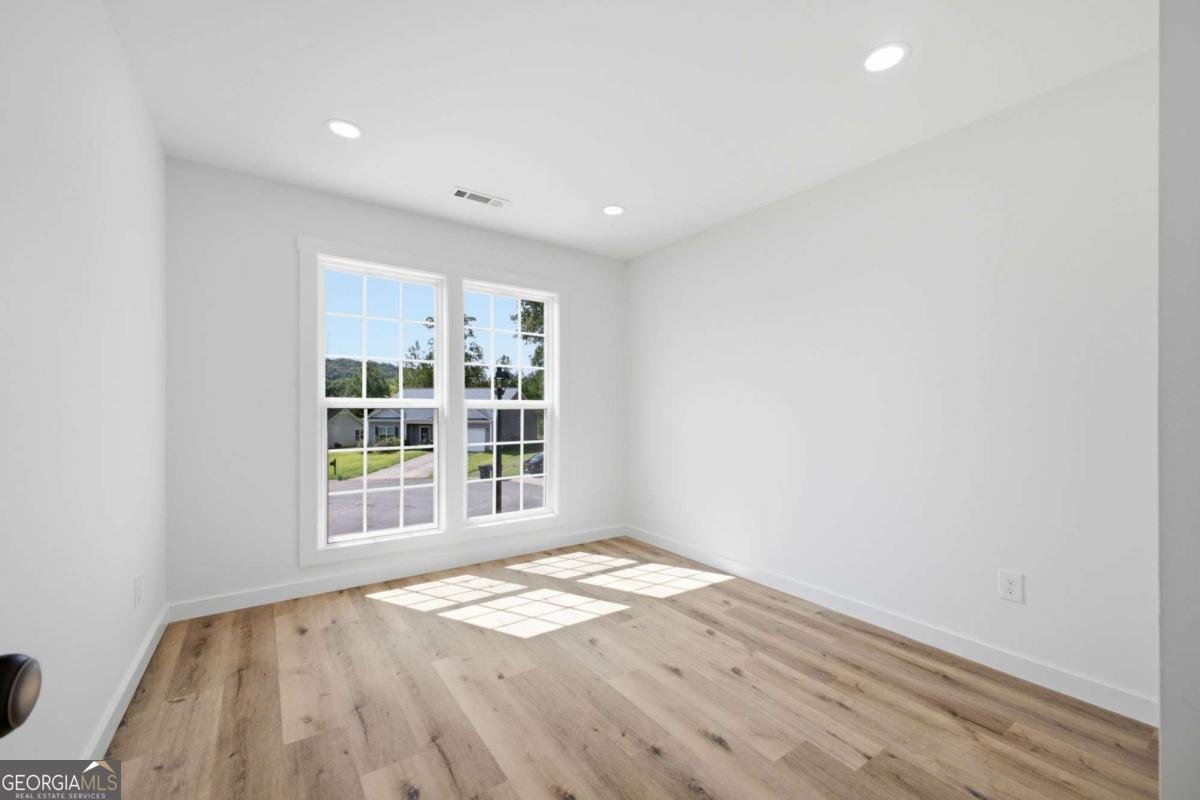 305 Legacy Lane Calhoun - Photo 32