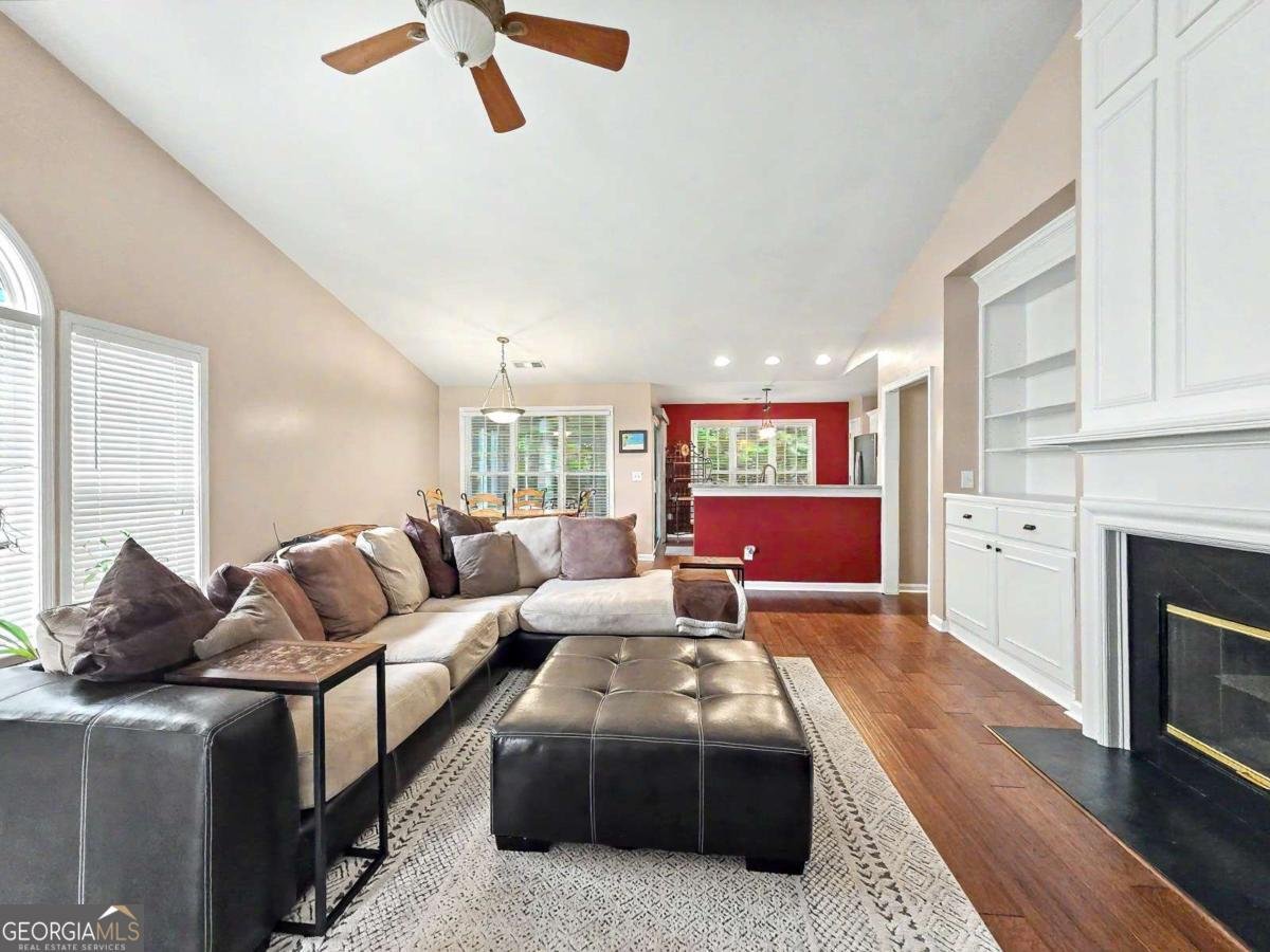 6730 Waveland Drive Cumming - Photo 10