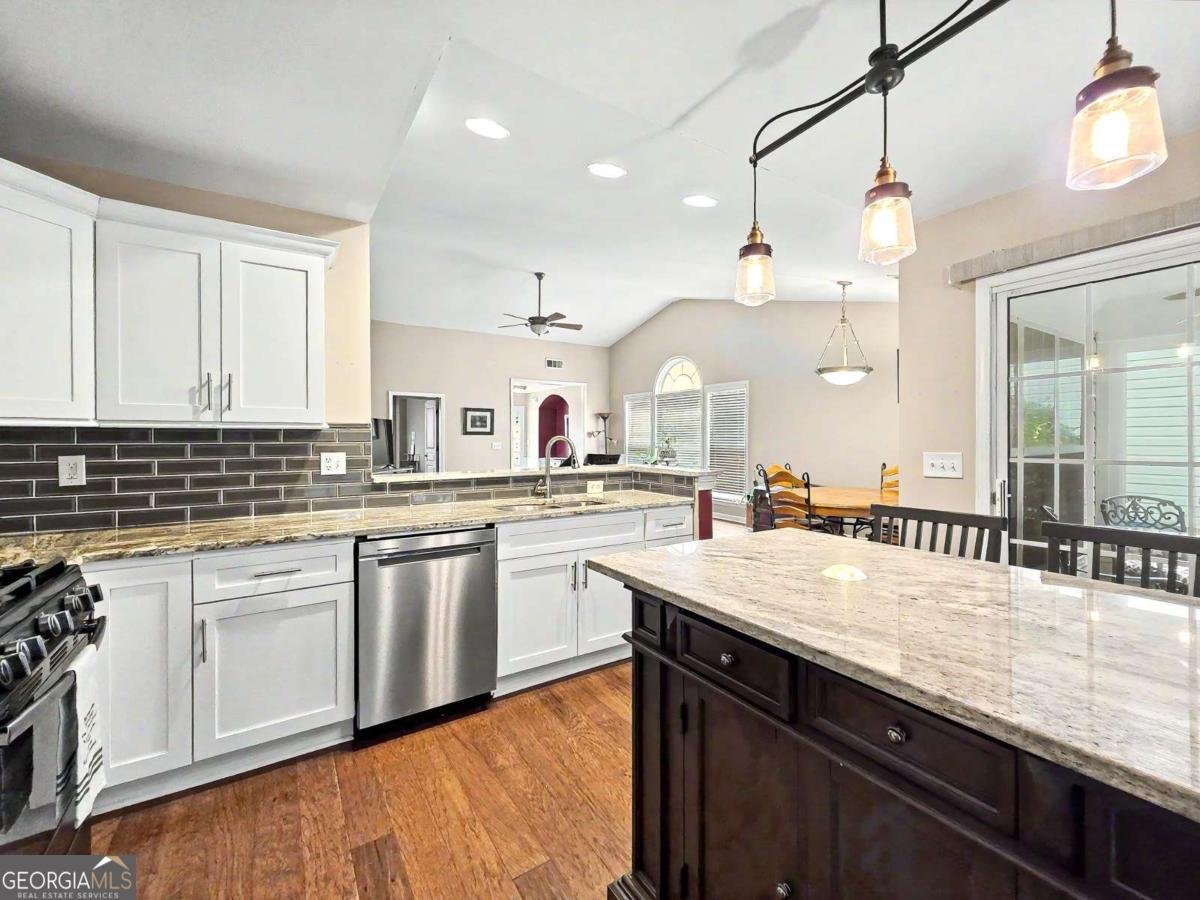 6730 Waveland Drive Cumming - Photo 16