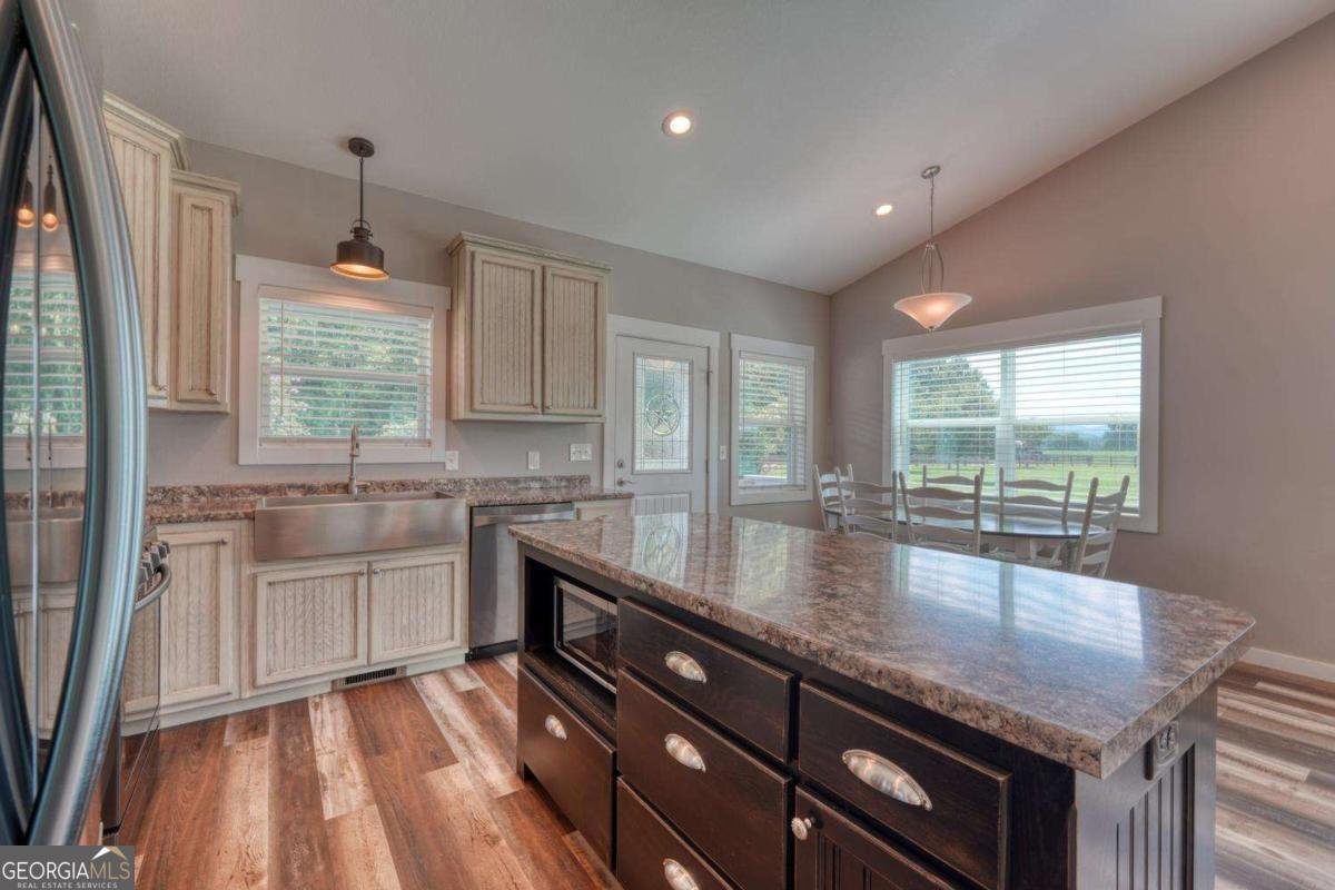 192 Flowers Drive Blairsville - Photo 16