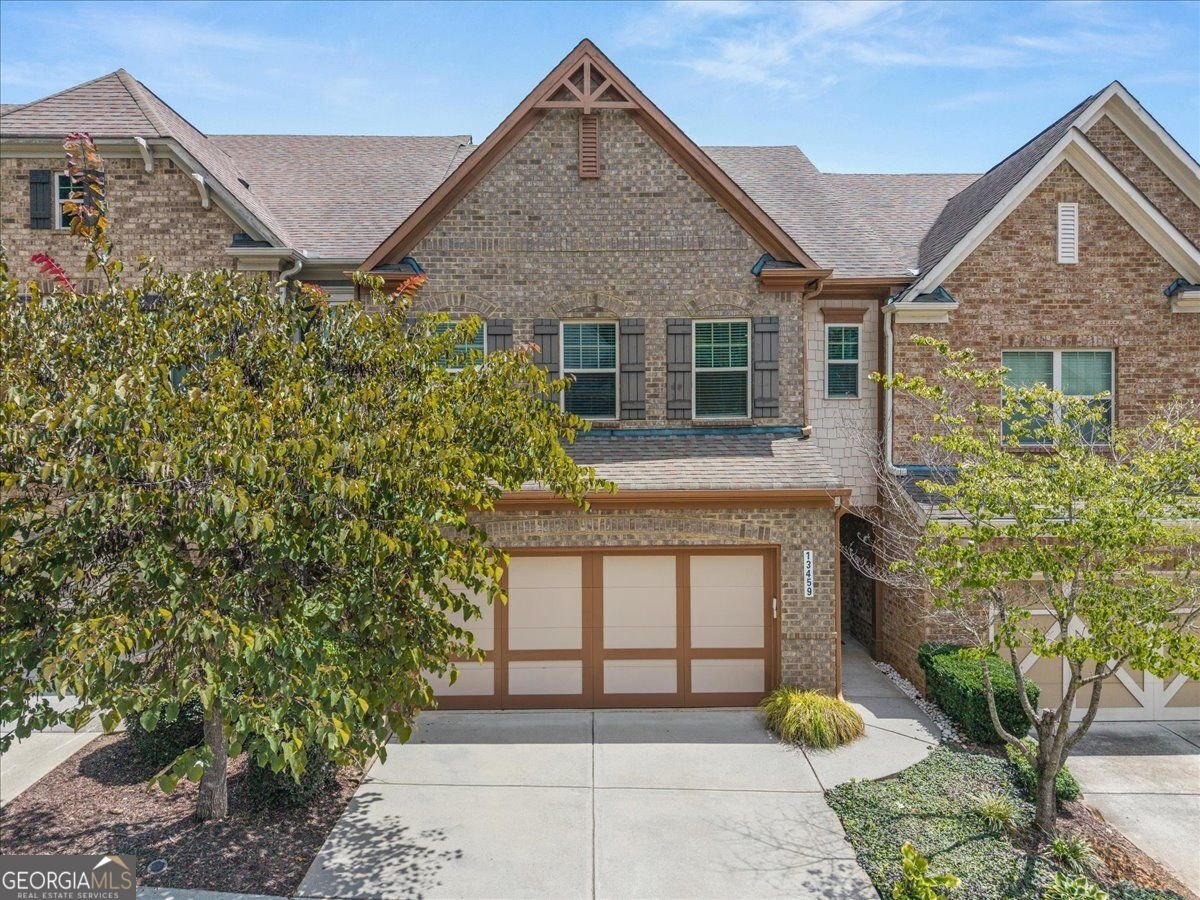 13459 Gardiner Lane Alpharetta - main photo