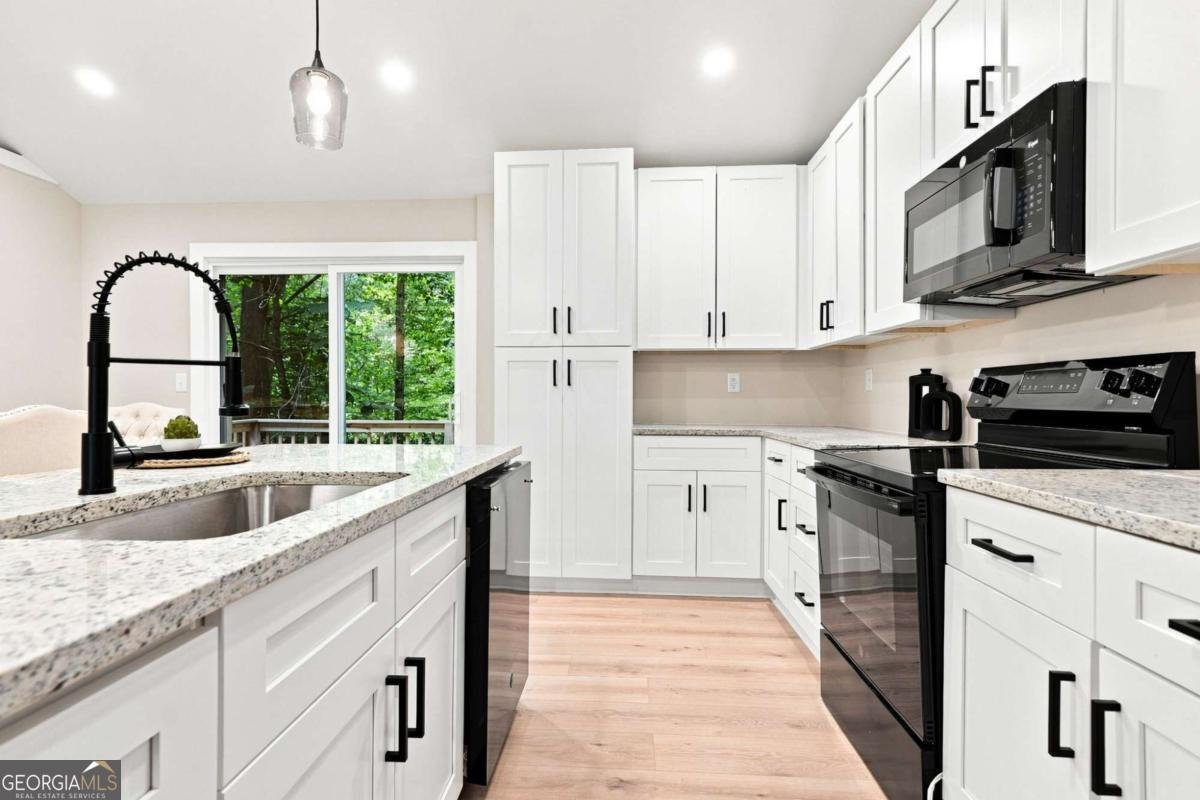 283 Ash Circle Waleska - Photo 18