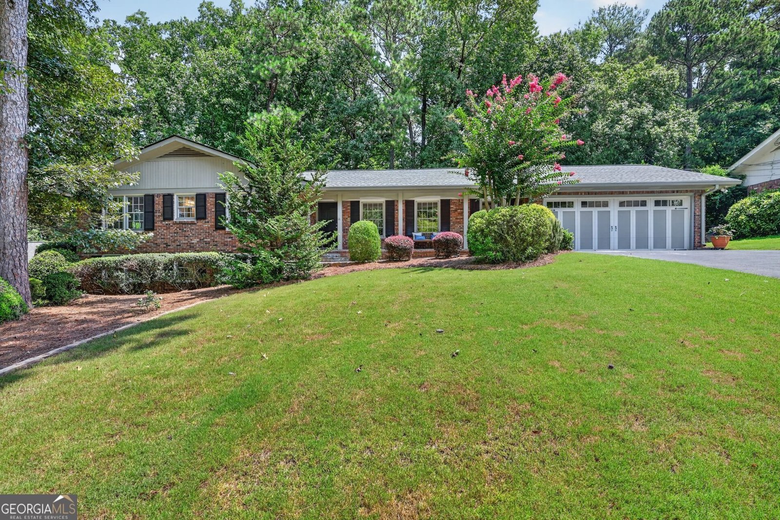 4775 Cambridge Drive Atlanta - main photo