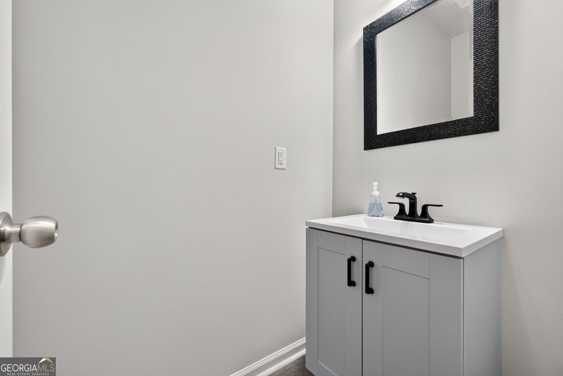 4765 Beacon Ridge Lane Flowery Branch - Photo 8