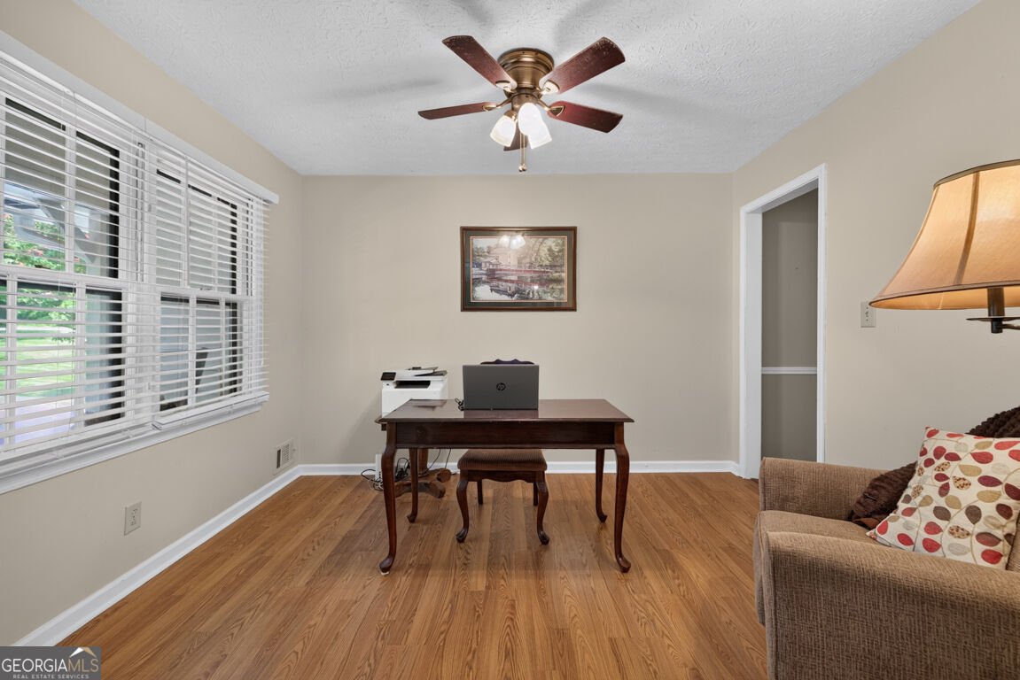 732 Windy Drive Stone Mountain - Photo 10
