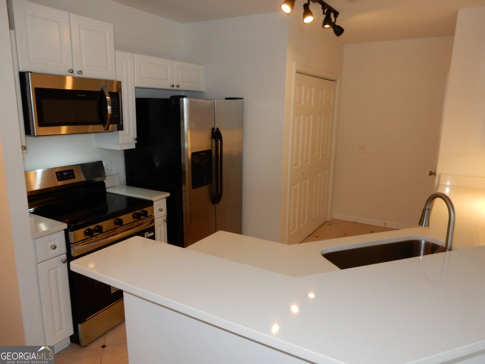 3334 Peachtree Road Atlanta - Photo 10