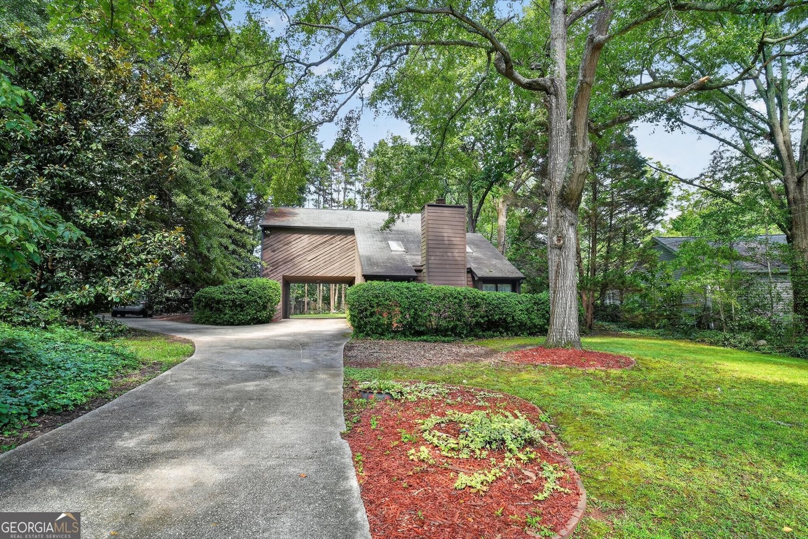 612 Tom Smith Road Lilburn - main photo
