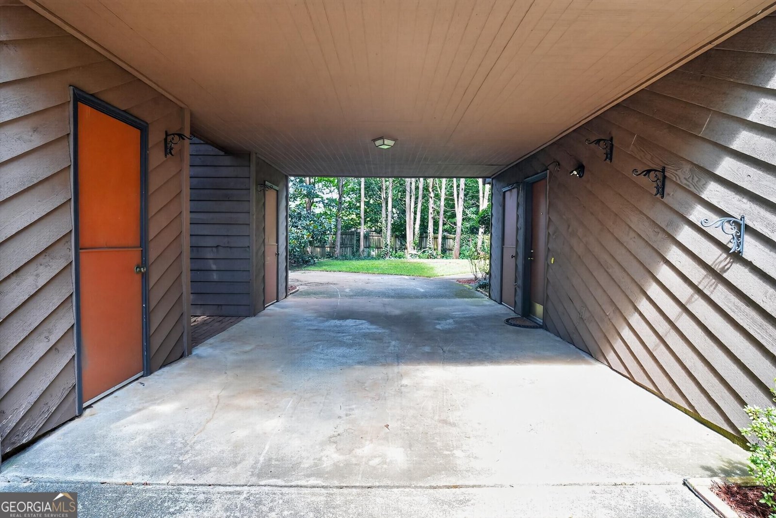 612 Tom Smith Road Lilburn - Photo 32