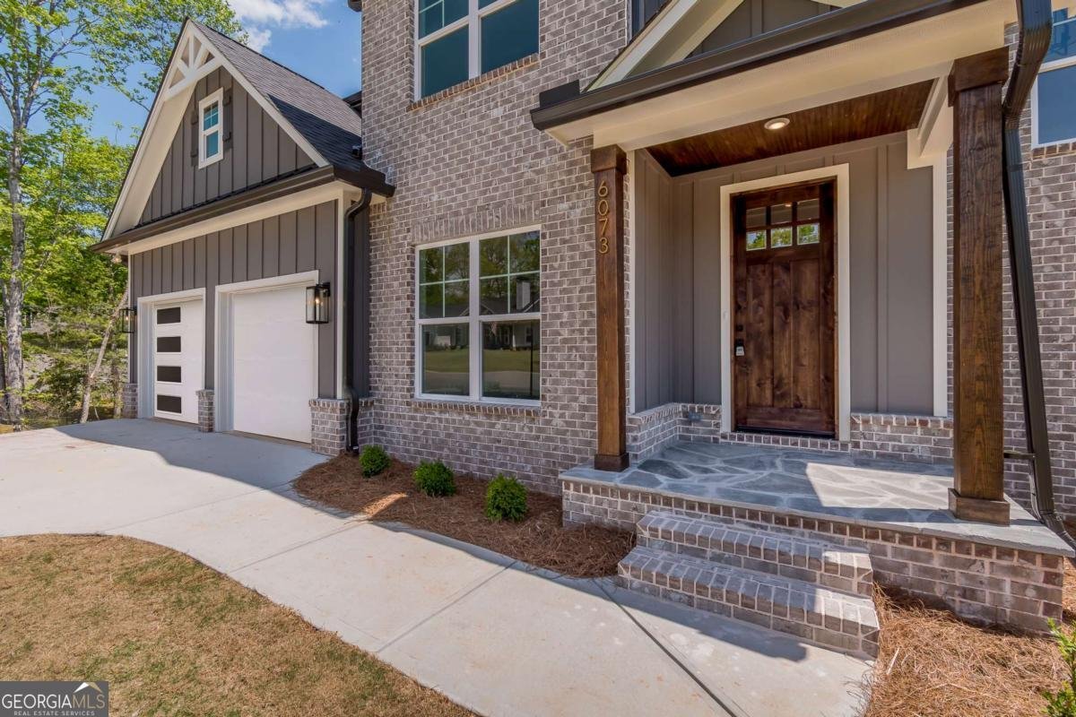 6073 Rockingham Way Gainesville - main photo