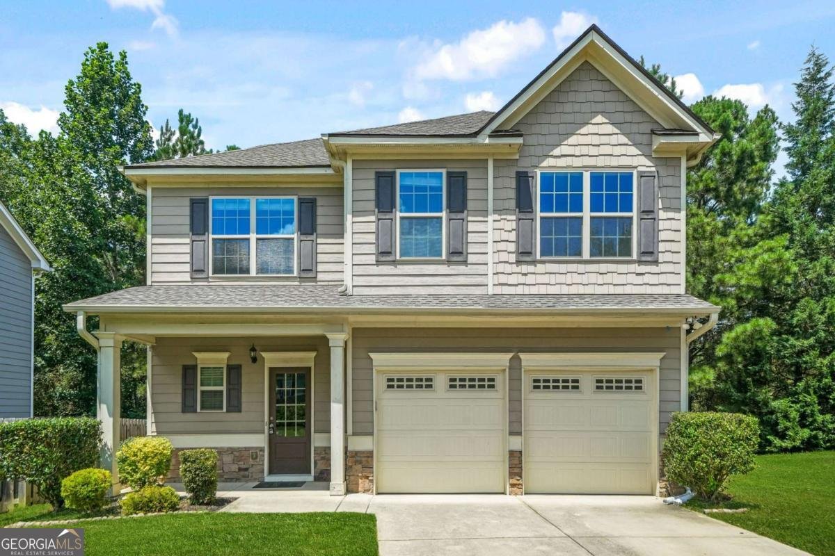 828 Pine Lane Lawrenceville - main photo