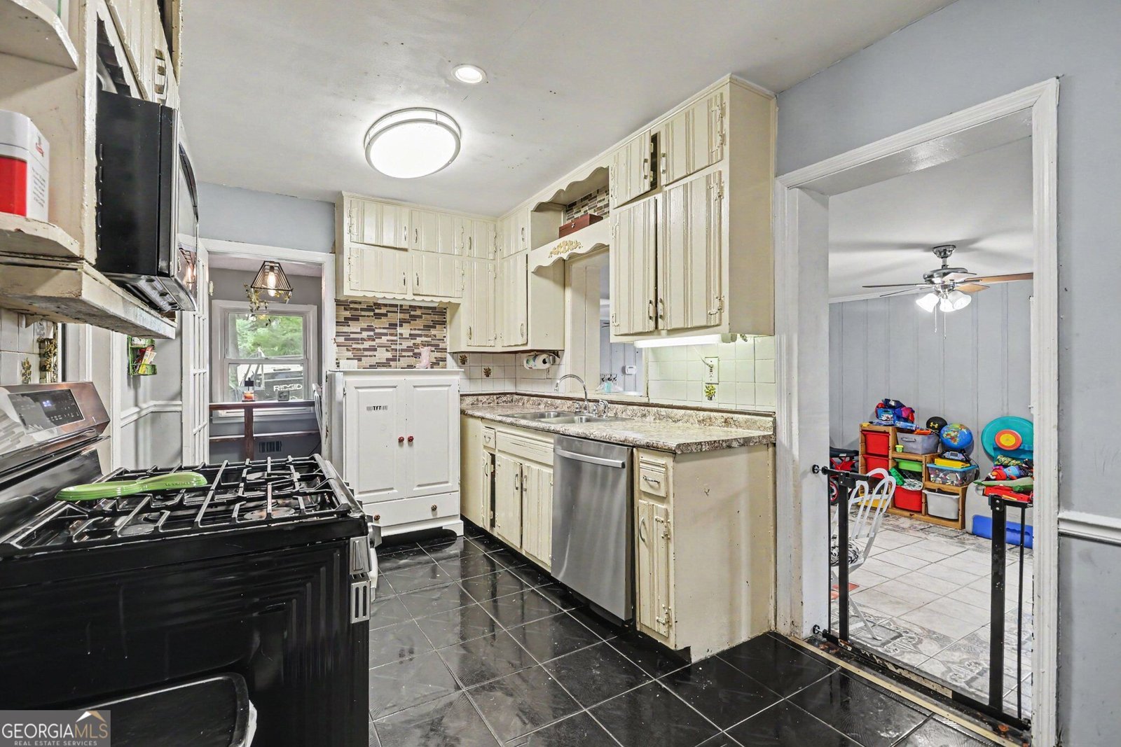 1638 Flintwood Drive Atlanta - Photo 14