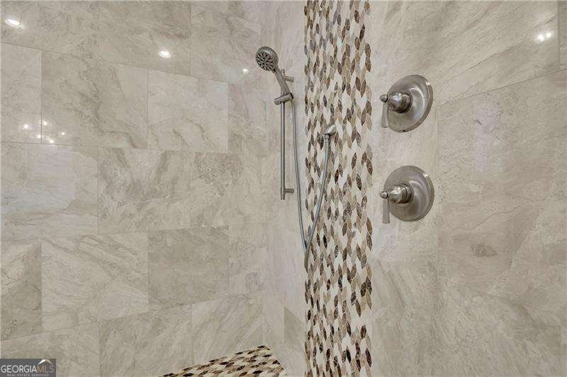 120 Chateau Place Woodstock - Photo 19