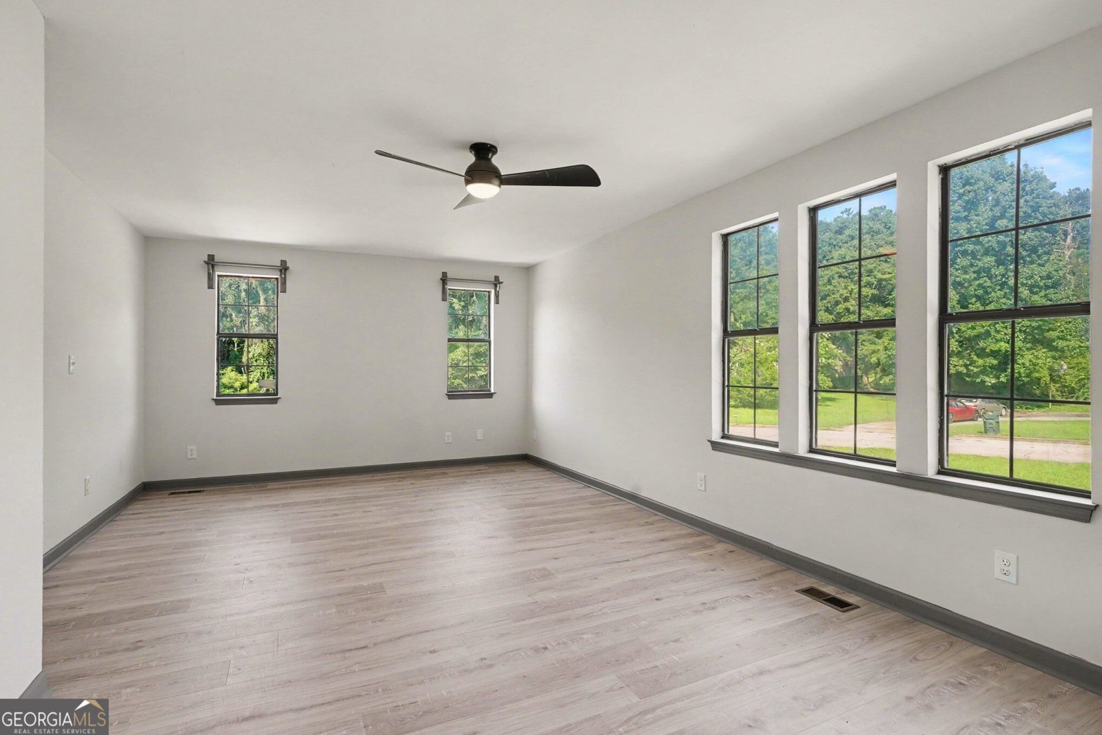 498 Millers Mill Road Stockbridge - Photo 8