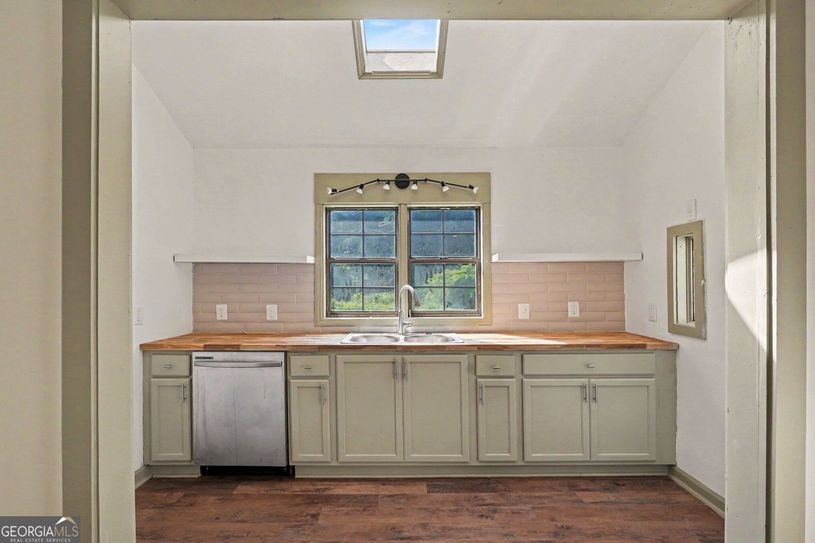 498 Millers Mill Road Stockbridge - Photo 9