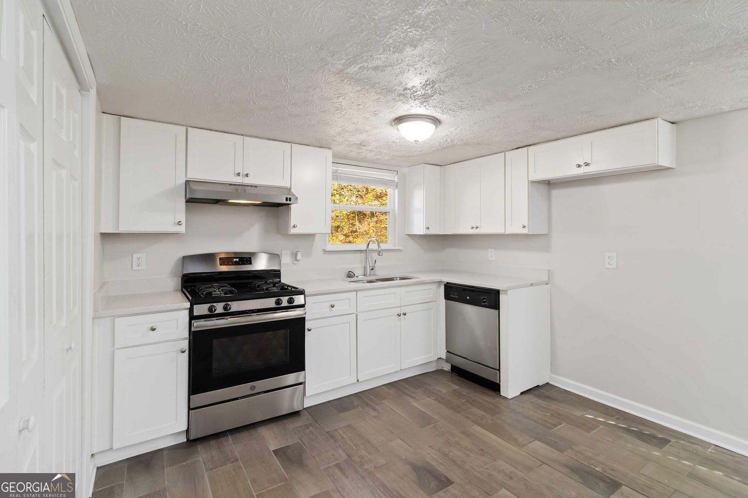 2725 Wildflower Lane Snellville - Photo 16