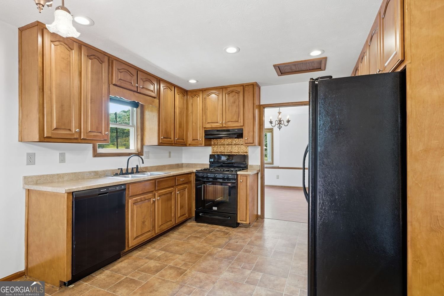 2890 Creekwood Lane Lawrenceville - Photo 9