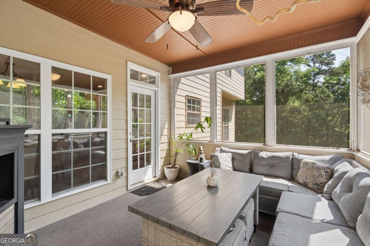 7741 Windswept Way Douglasville - Photo 16