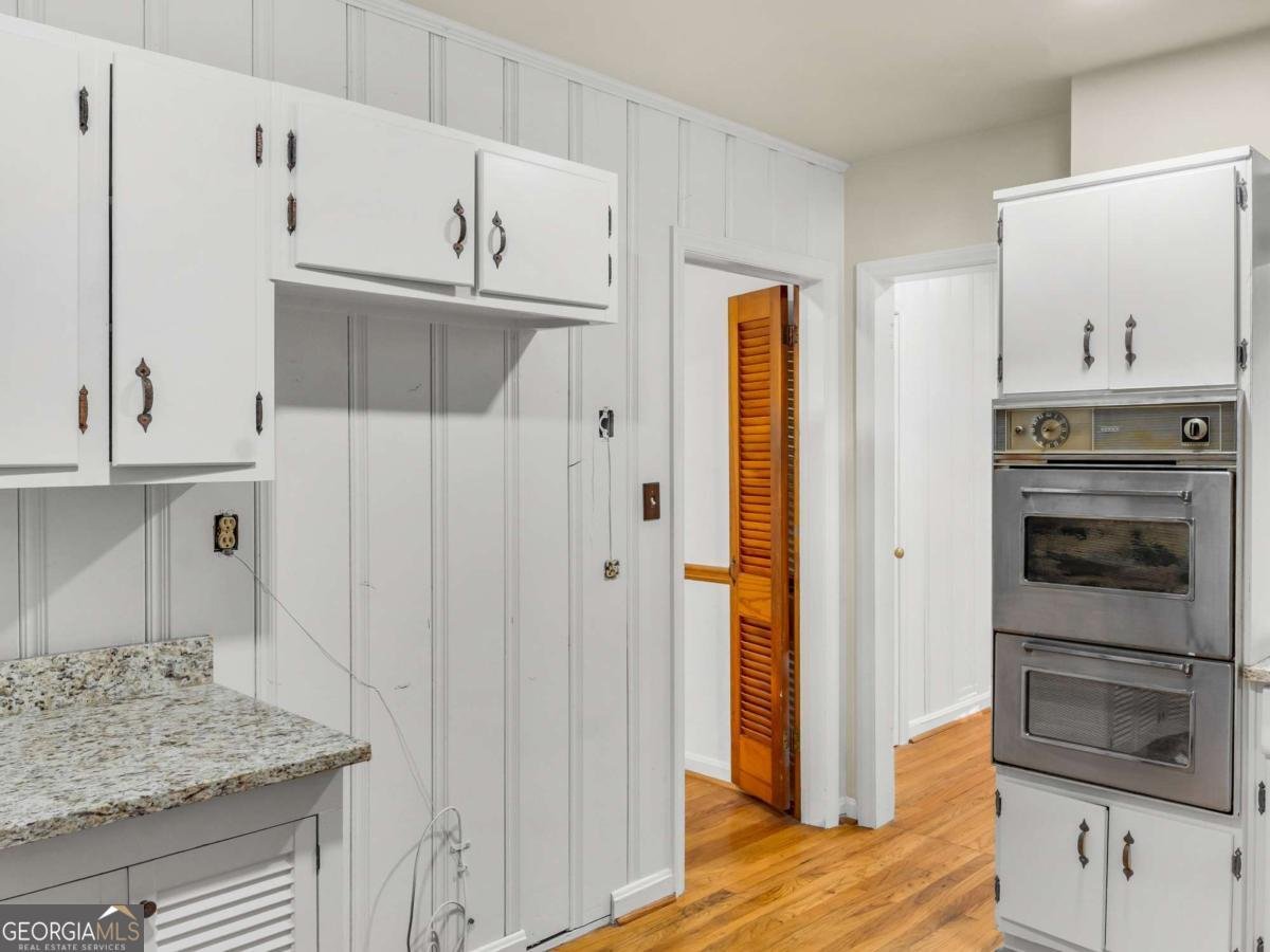 2560 Wood Valley Drive East Point - Photo 18
