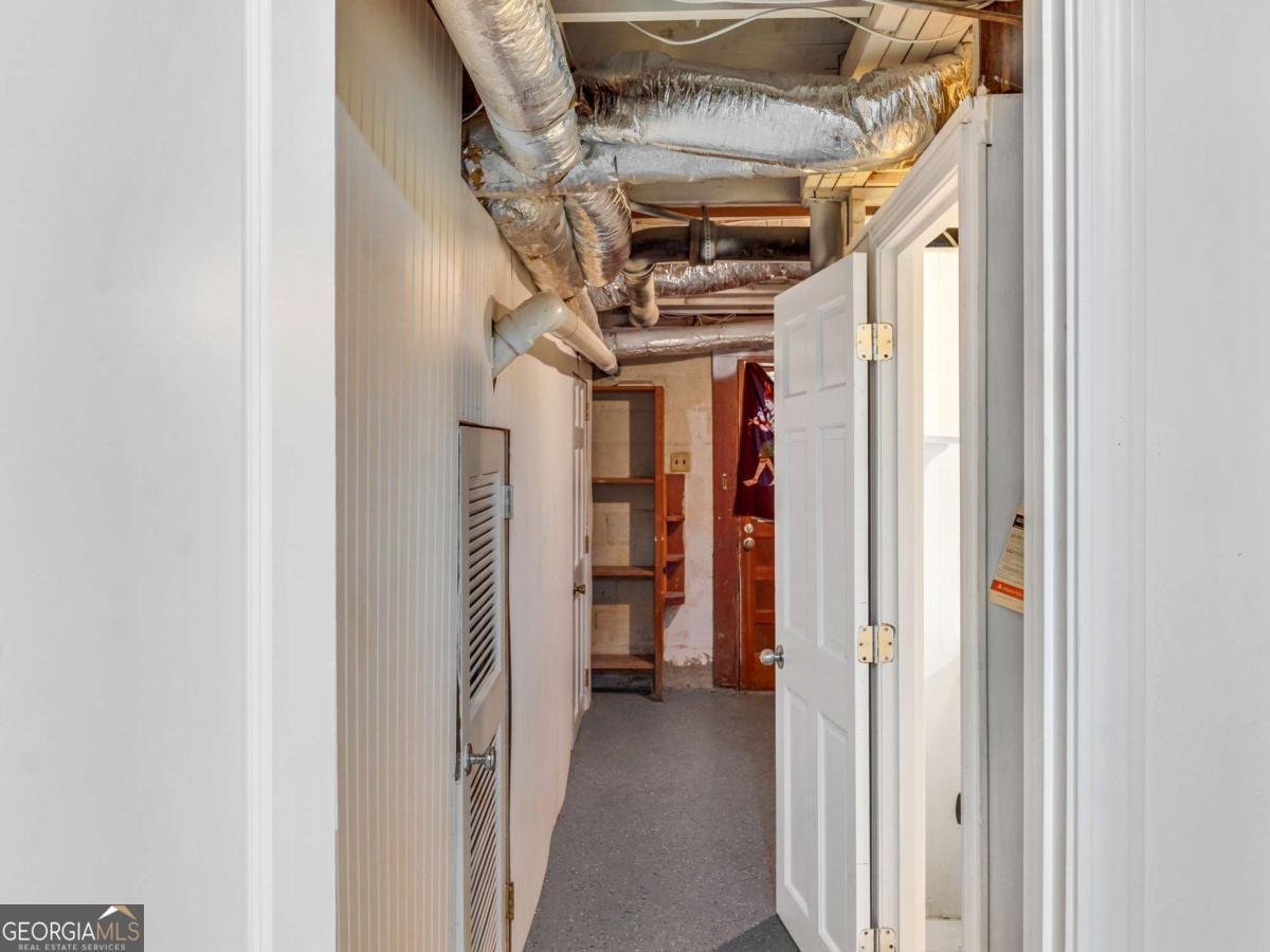 2560 Wood Valley Drive East Point - Photo 26