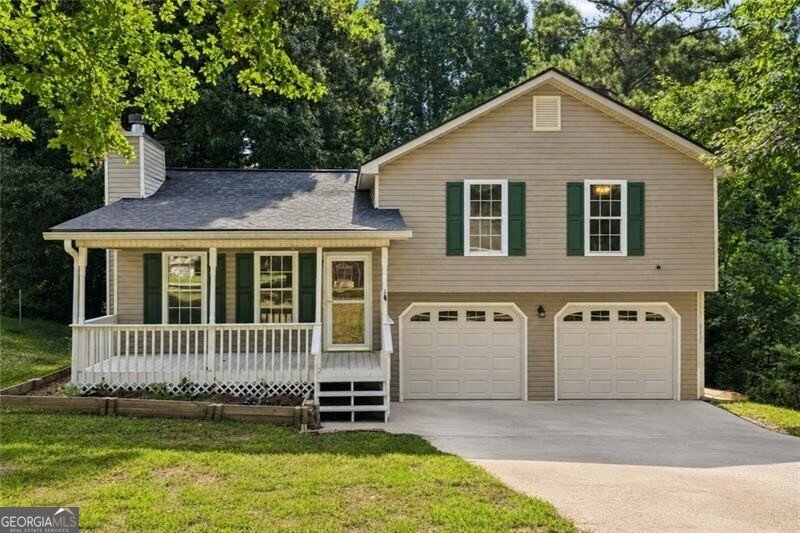 3949 Edgebrook Drive Flowery Branch - main photo