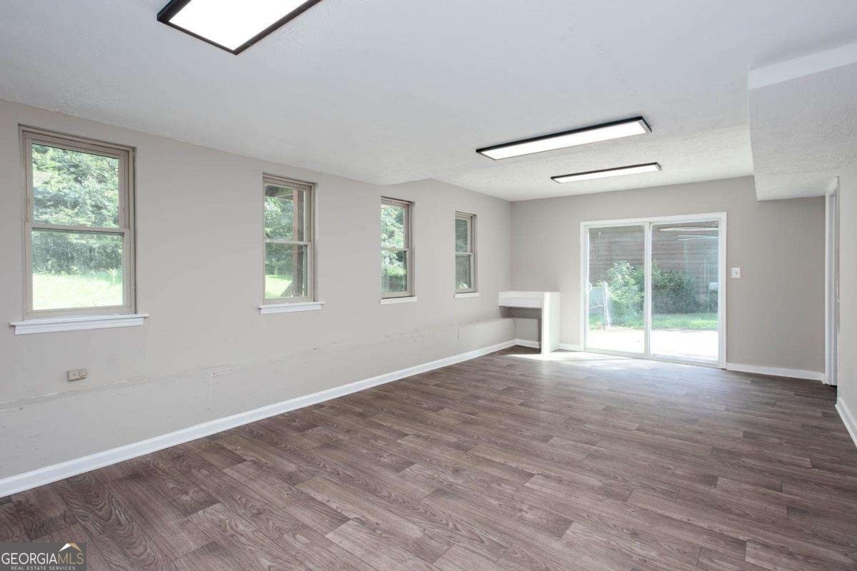 1931 Brennan Way Lithia Springs - Photo 28
