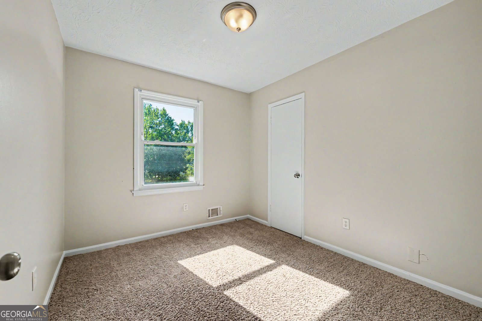 576 Dove Tail Court Conyers - Photo 13