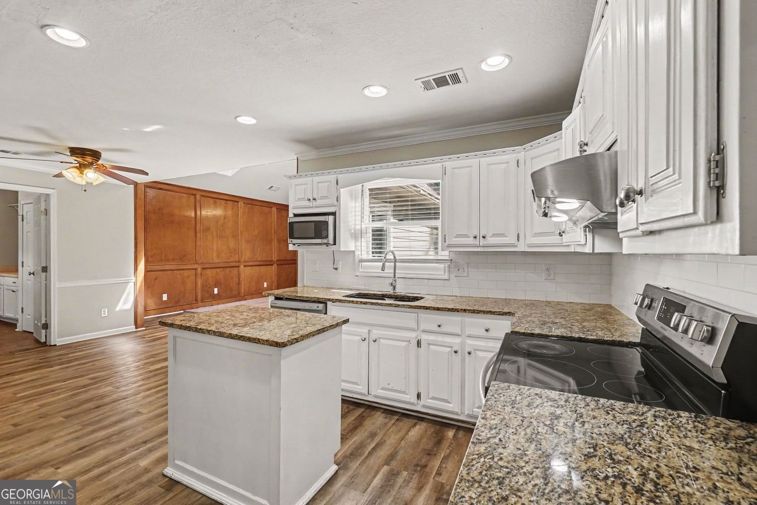 5195 Hickory Bend Terrace Woodstock - Photo 9