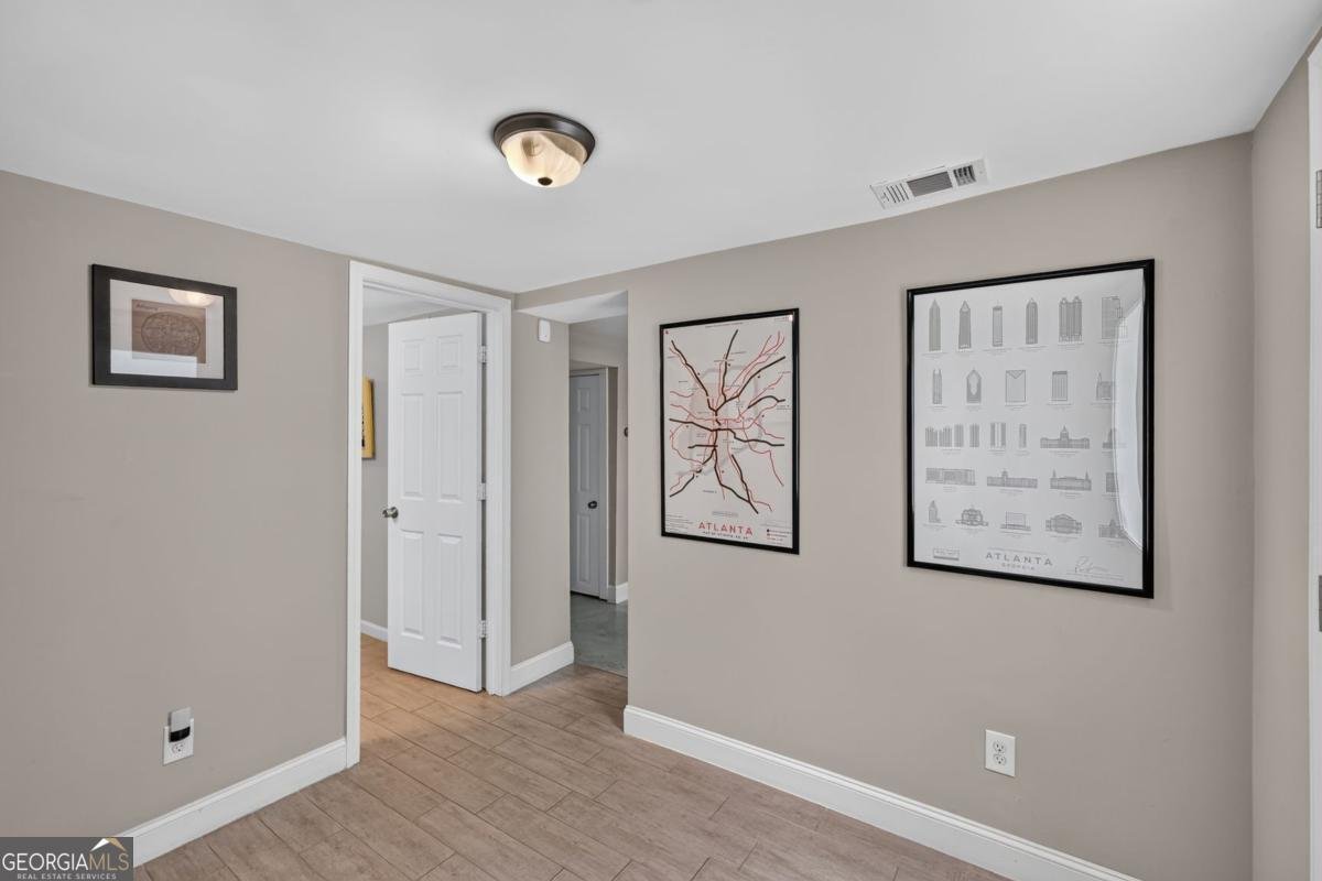 1882 Cambria Avenue Atlanta - Photo 18
