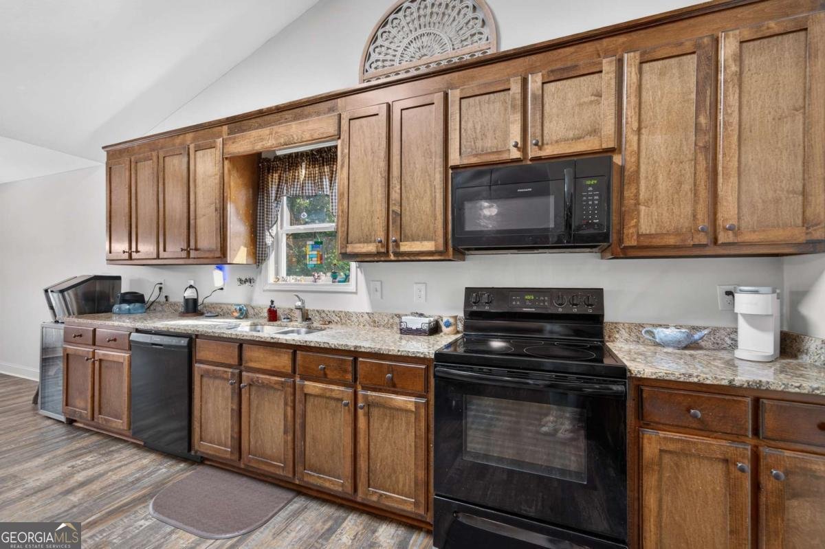 479 High Point Road NW Milledgeville - Photo 16