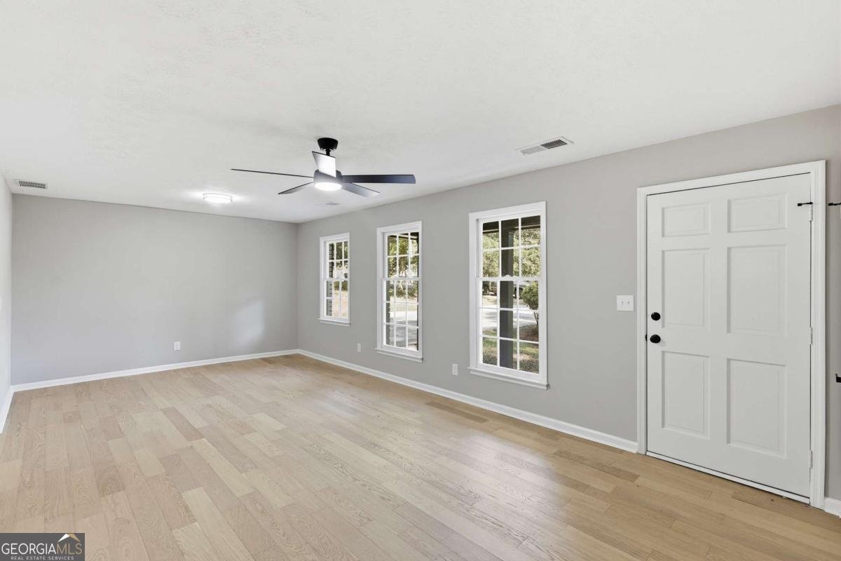 169 Robinhood Drive Newnan - Photo 10