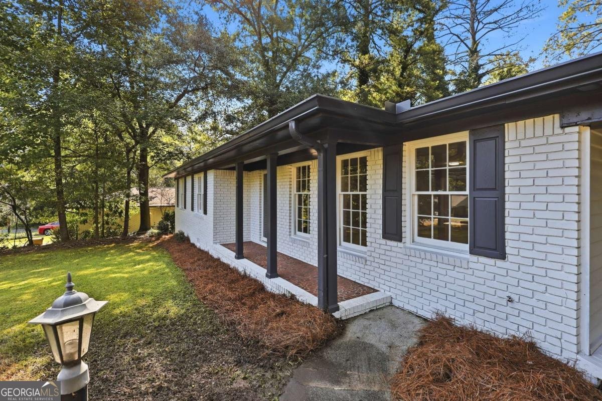 169 Robinhood Drive Newnan - Photo 6