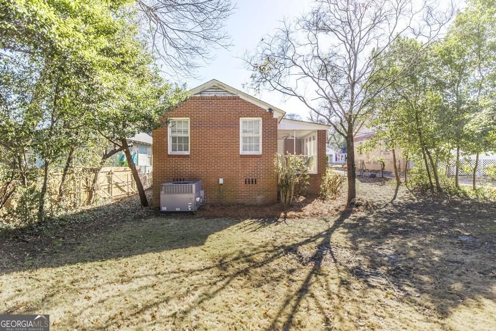 144 Desoto Place Macon - Photo 31