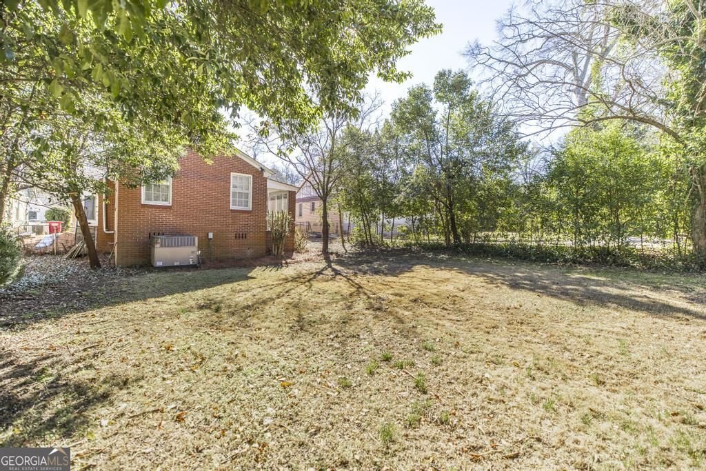 144 Desoto Place Macon - Photo 32