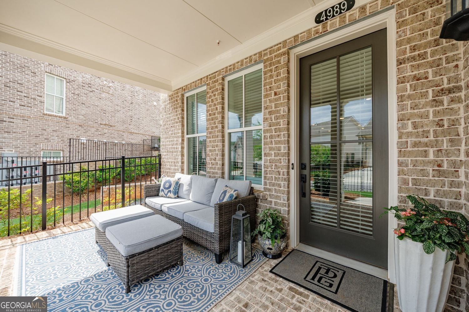 4989 Sealy Circle Peachtree Corners - main photo