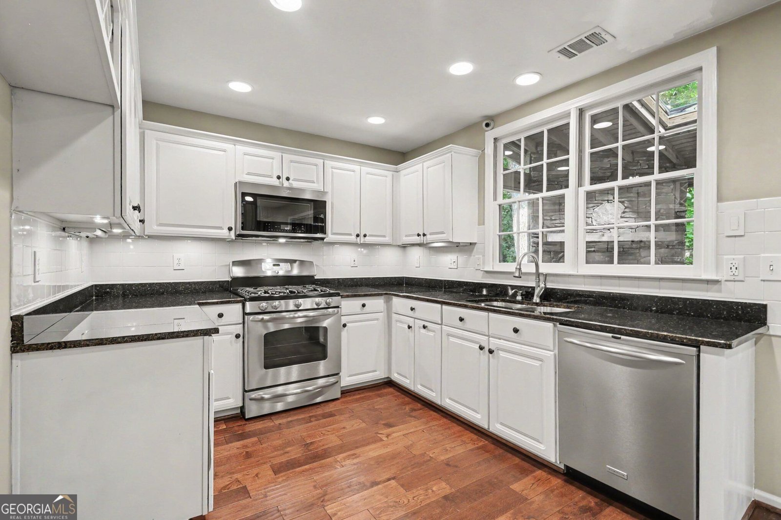 635 Rosedown Way Johns Creek - Photo 13