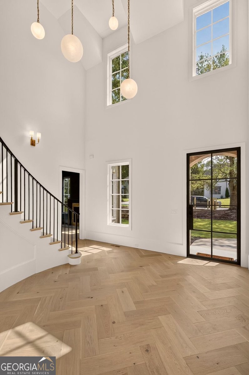 2896 Cravenridge Drive Atlanta - Photo 11