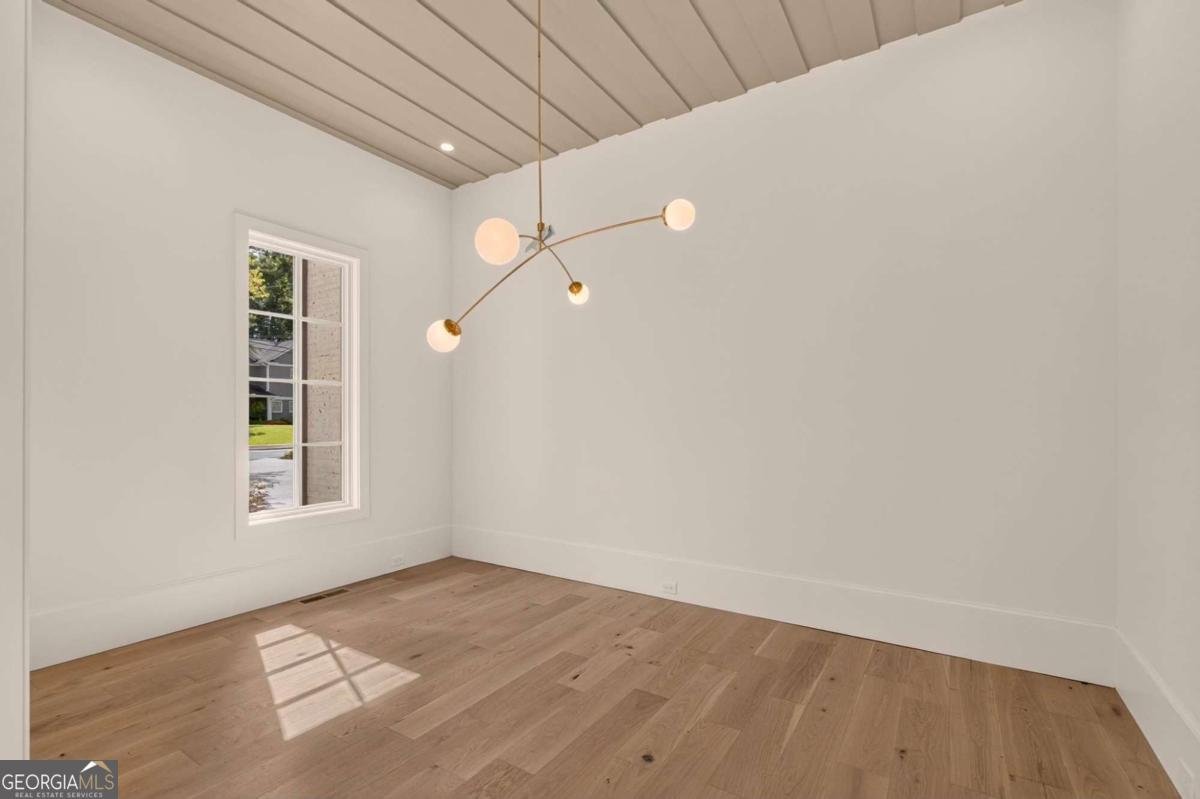 2896 Cravenridge Drive Atlanta - Photo 12